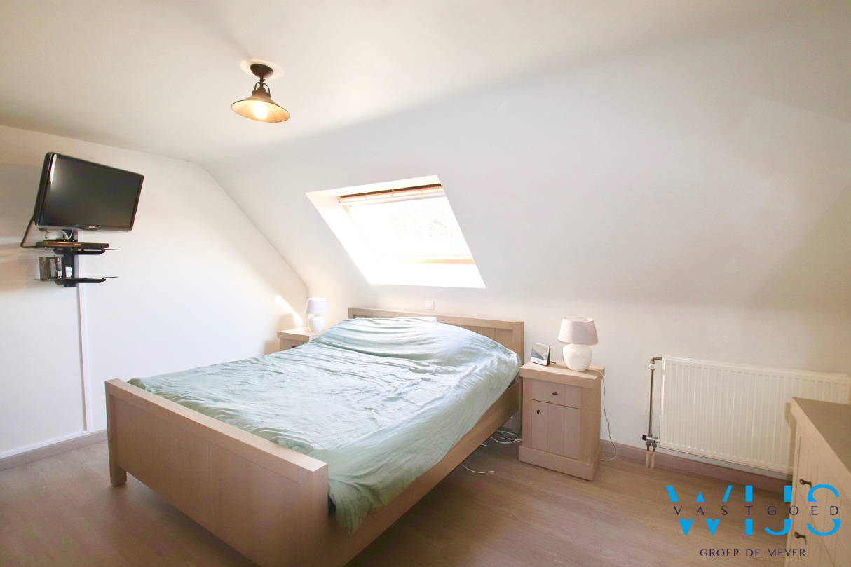 Prachtig instapklaar woonhuis in rustige woonwijk te EEKLO! 