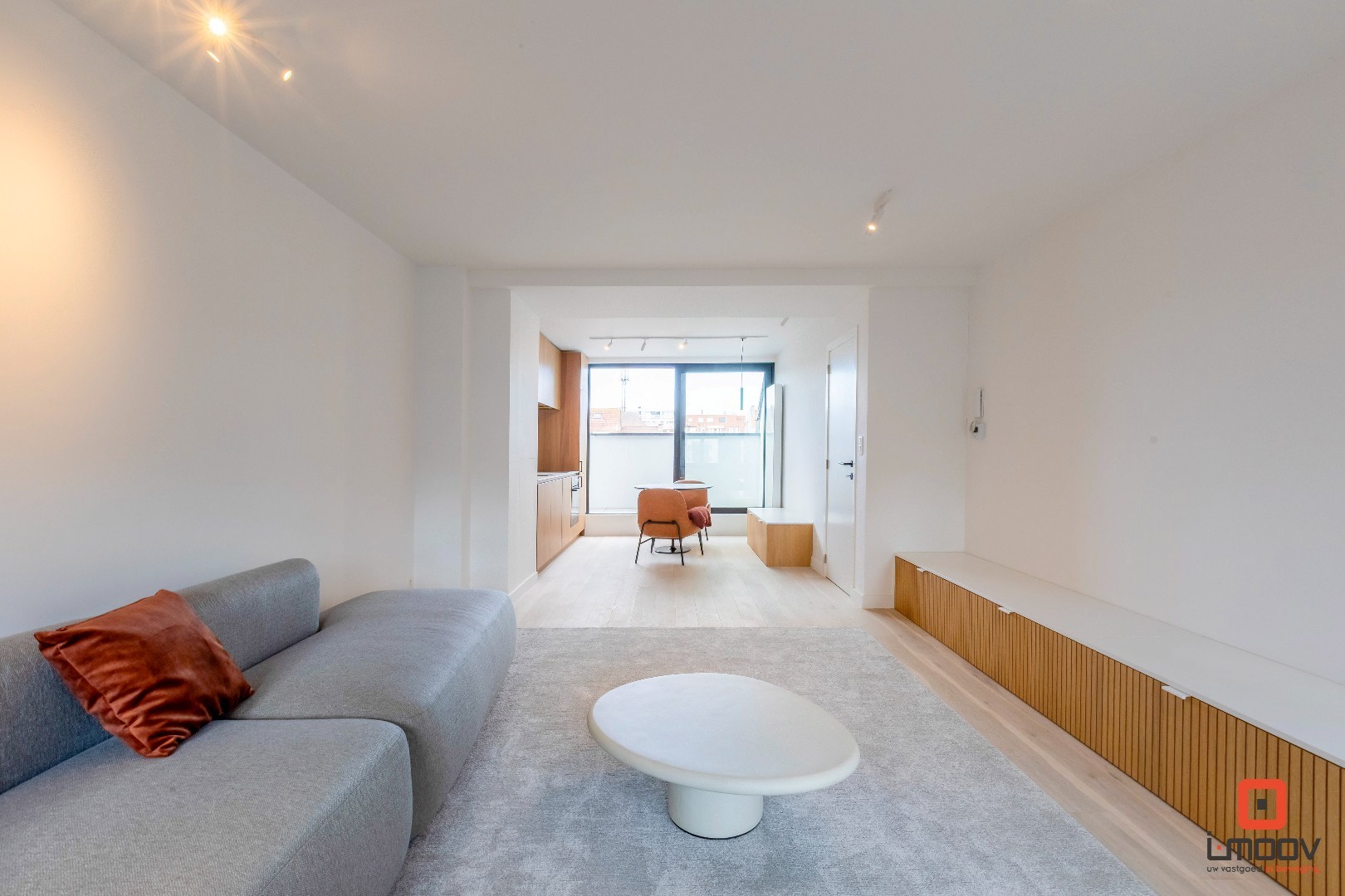 Luxueuze tweeslaapkamer duplex met terras en hoogwaardige afwerking in Oostende 