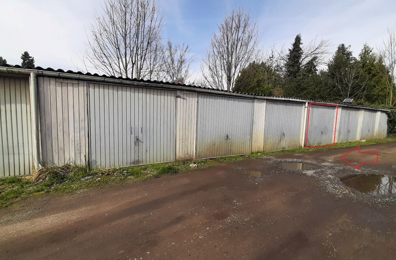 Verhuurd garage box - Geel