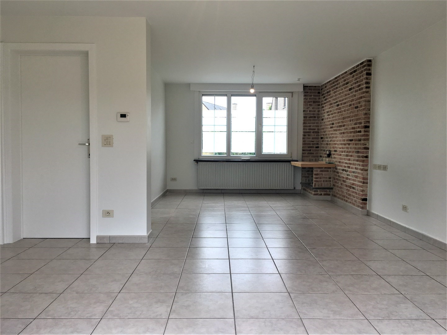 Gerenoveerde, zeer ruime woning met garage en tuin op 222 m² 