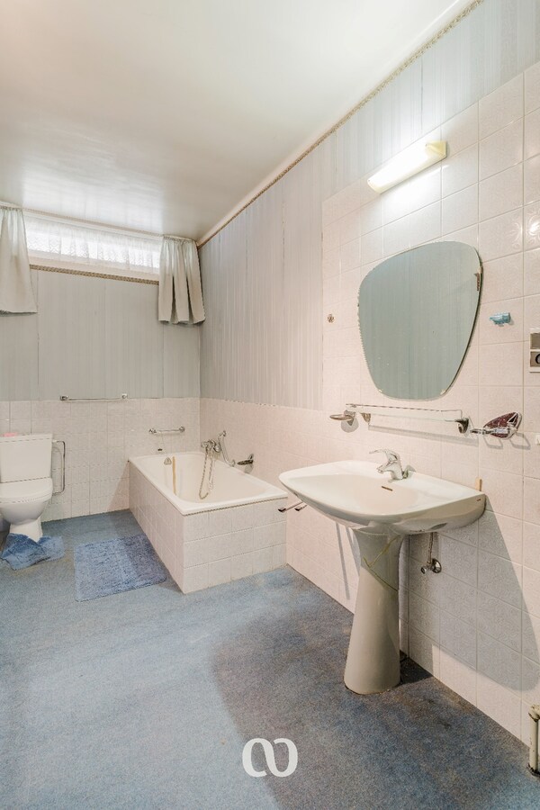 Ruime woning met tuin en kangoeroemogelijkheden in Oudenaarde 