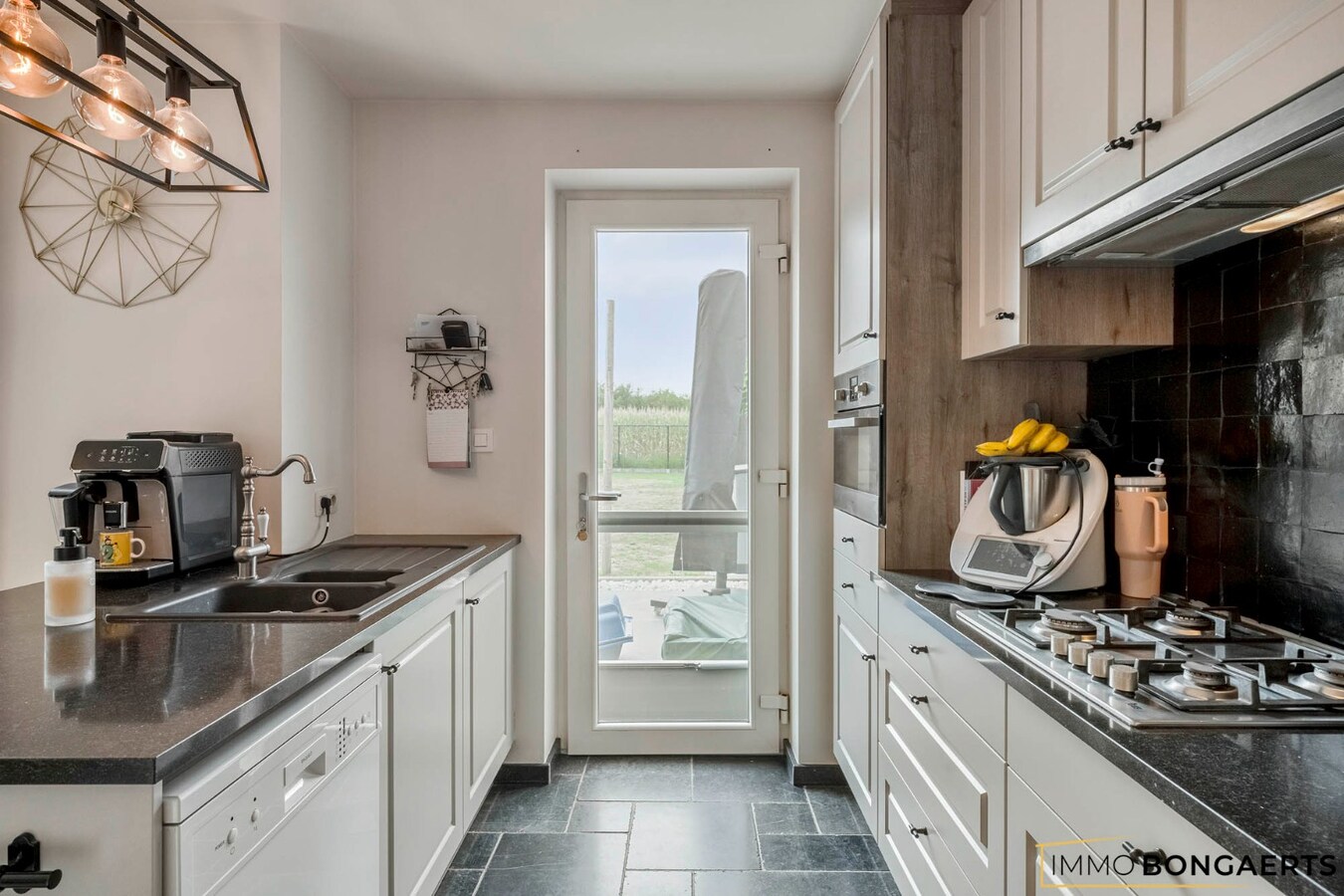 Instapklare woning met 3 slaapkamers 