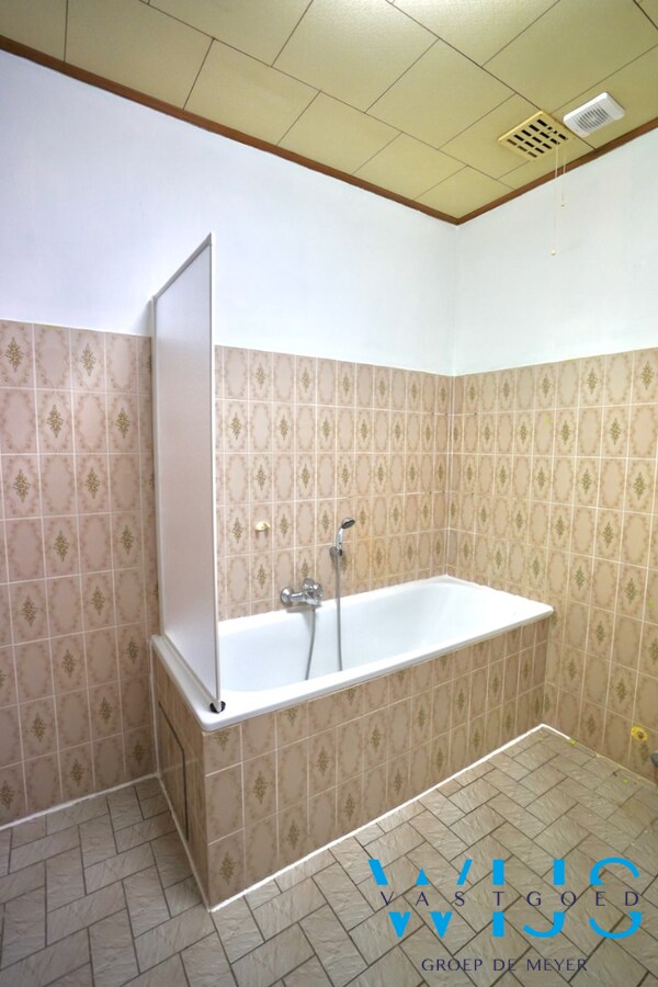 Gezellig éénslaapkamer appartement met garage te Assenede ! 