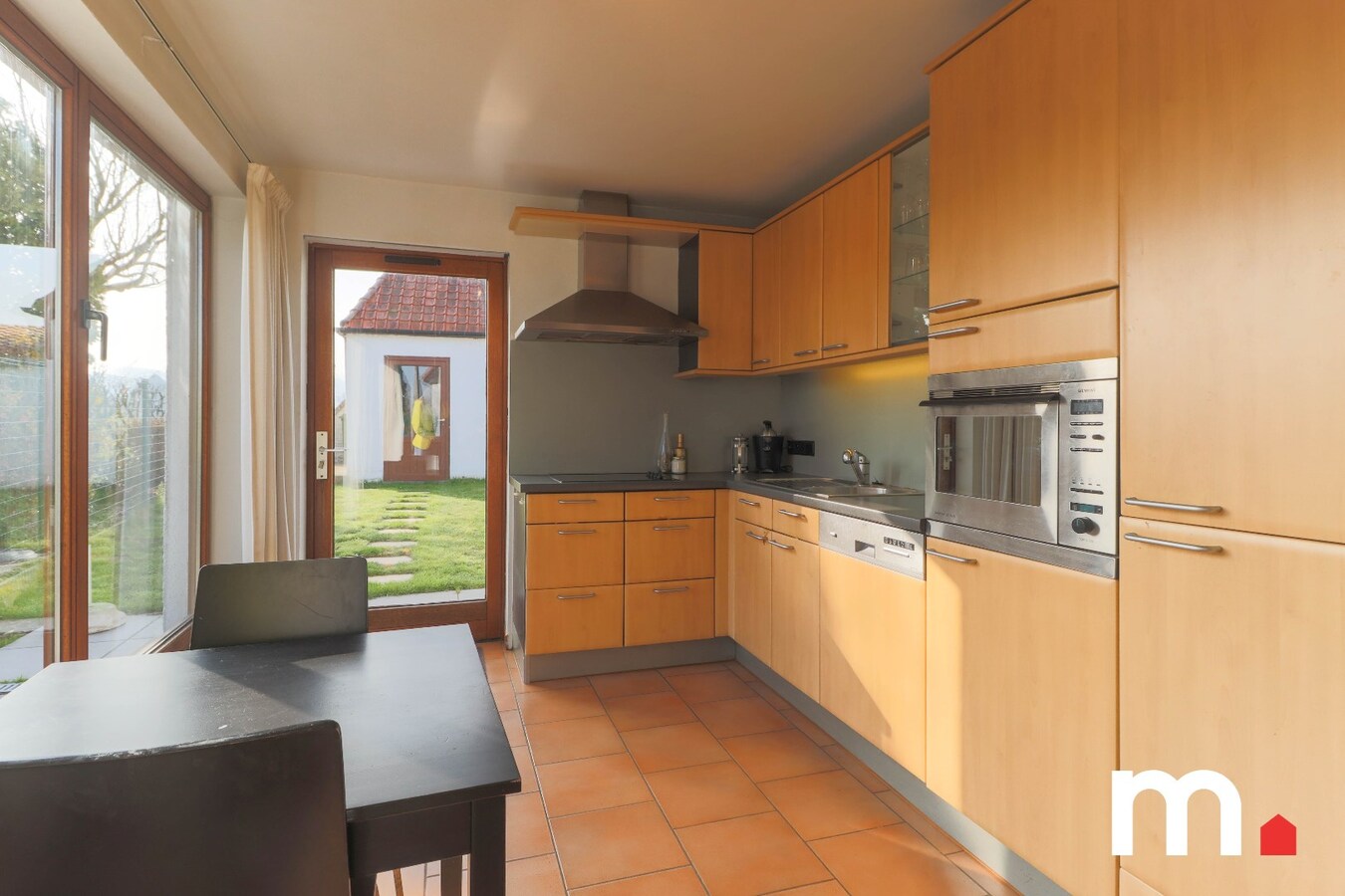 Zeer sympathieke en knusse woning aan de voet van de Kwaremont en de Kluisberg. 