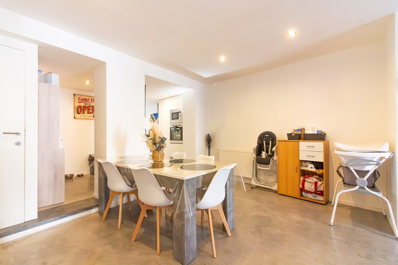 Maison 3 façades rénovée avec cour, à deux pas du parc de Mouscron 