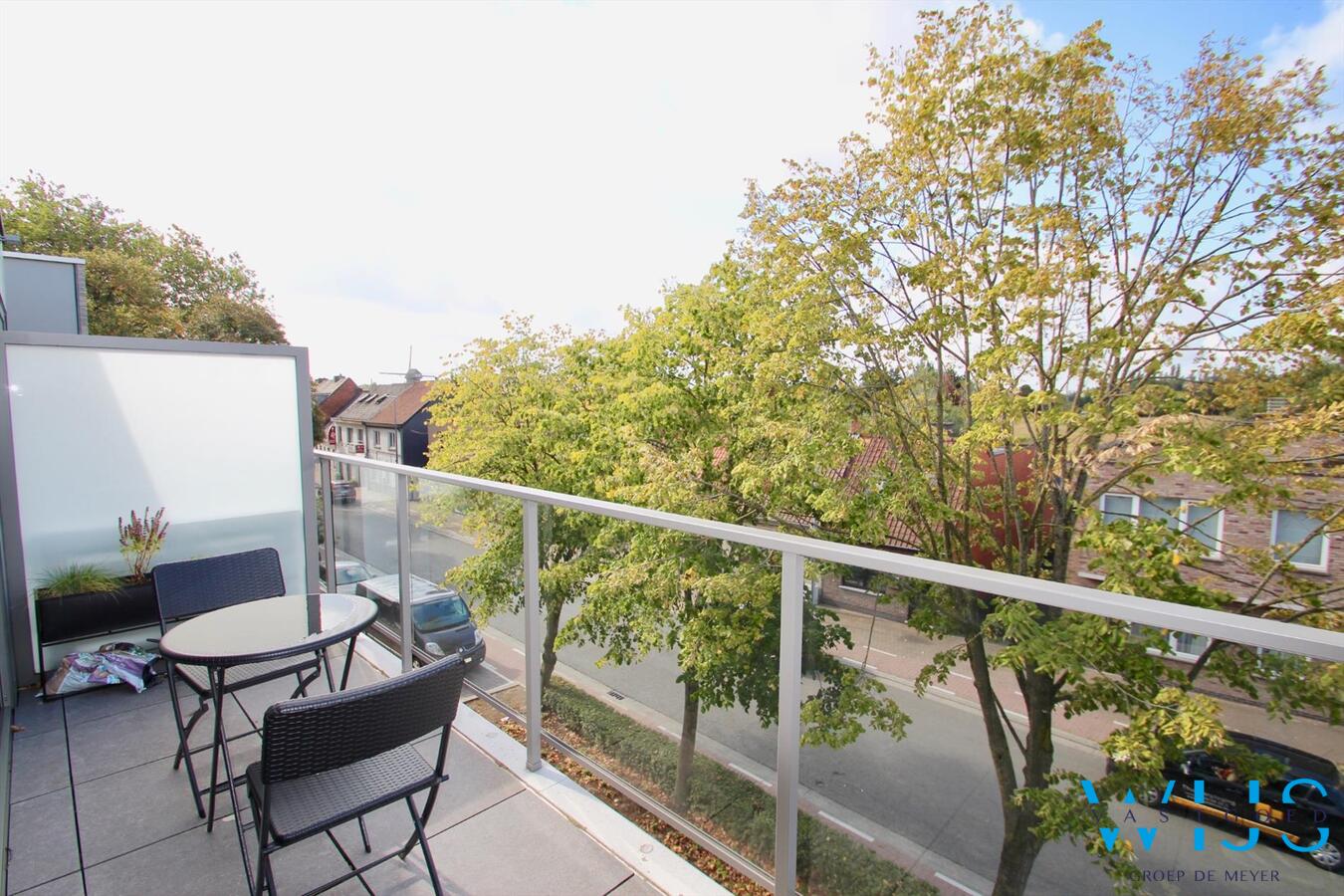 Prachtig afgewerkt appartement in hartje Wippelgem EVERGEM! 