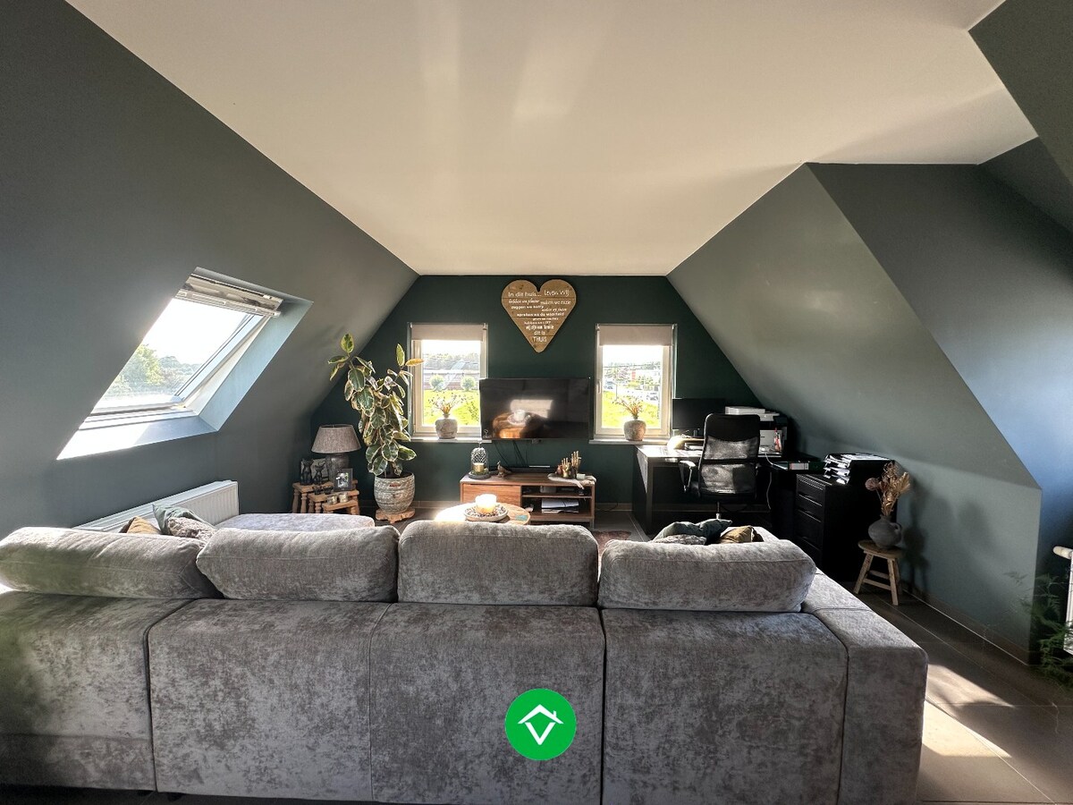 Combinatie wonen &amp; werken: horecazaak met woonst in Eernegem 