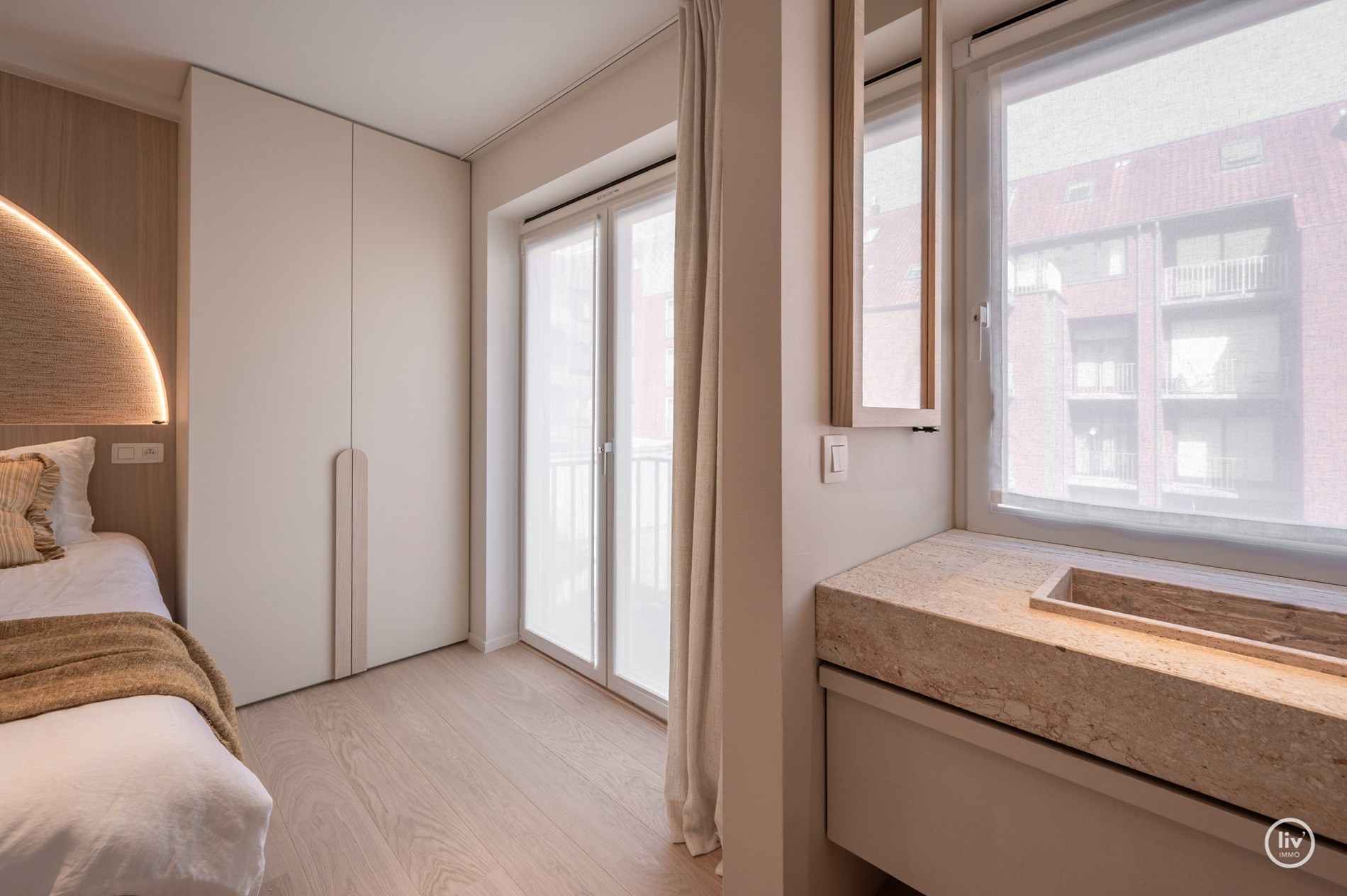 Appartement de plus de 3 chambres avec des finitions très luxueuses et possibilité de garage dans l'immeuble. 