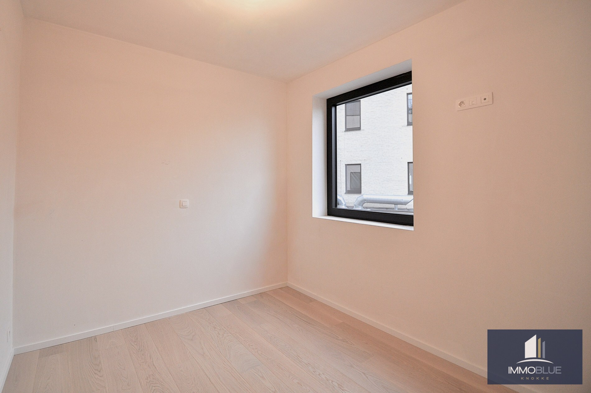 Nieuwbouw: Licht en modern nieuwbouwappartement met terras nabij Duinenwater. 