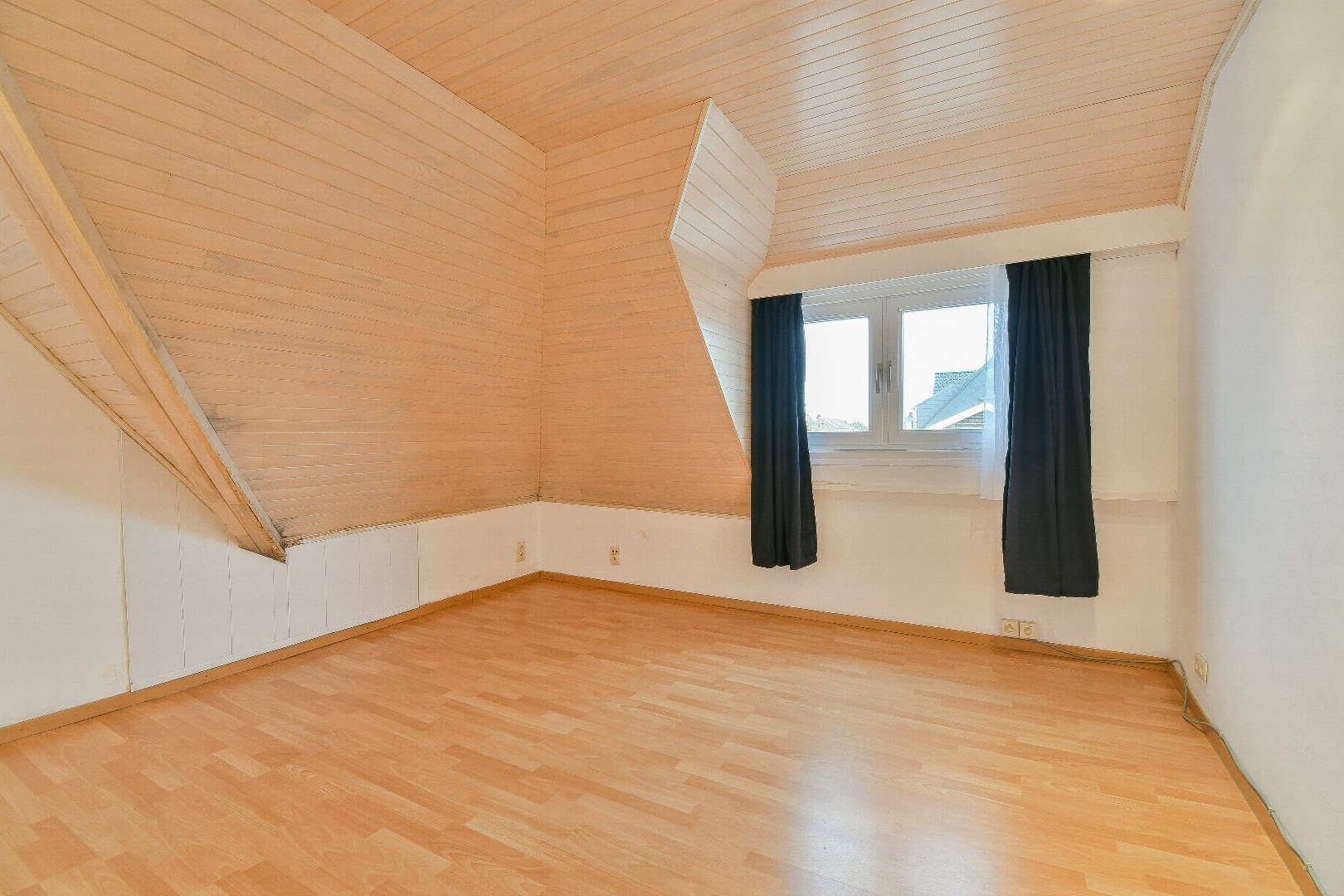 Halfopen woning met 3 slaapkamers in Westkerke 