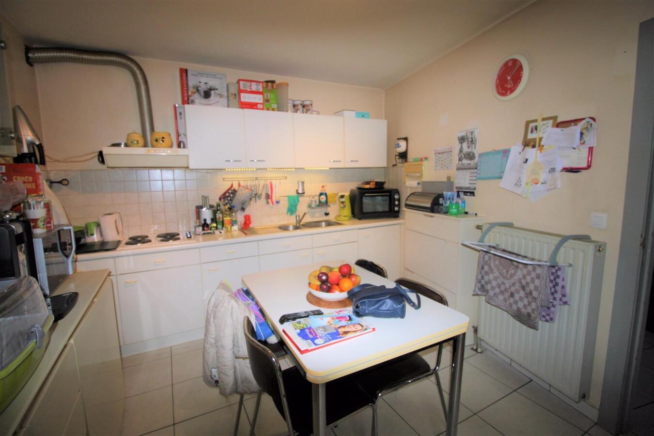 Appartement gelijkvloers met handelspand in Zedelgem 