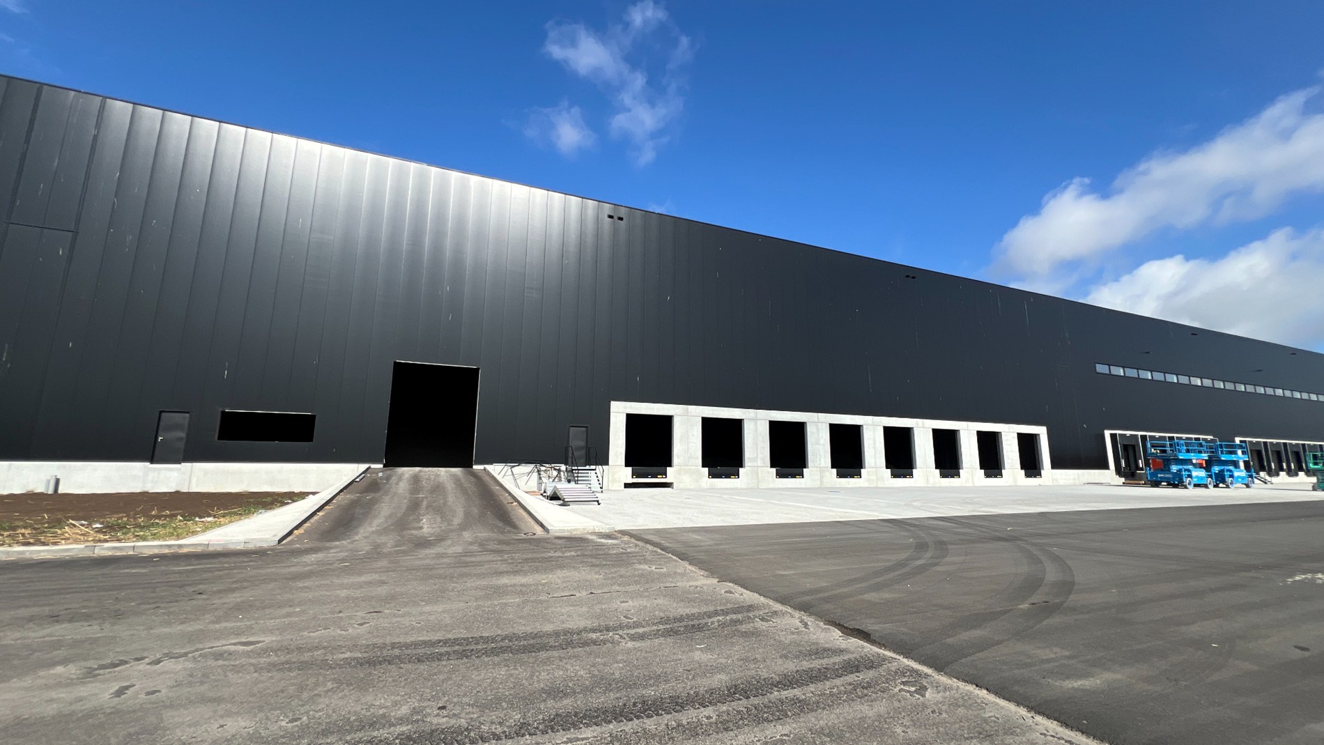 Nieuwbouw logistieke loodsen te huur in North Sea Port Gent