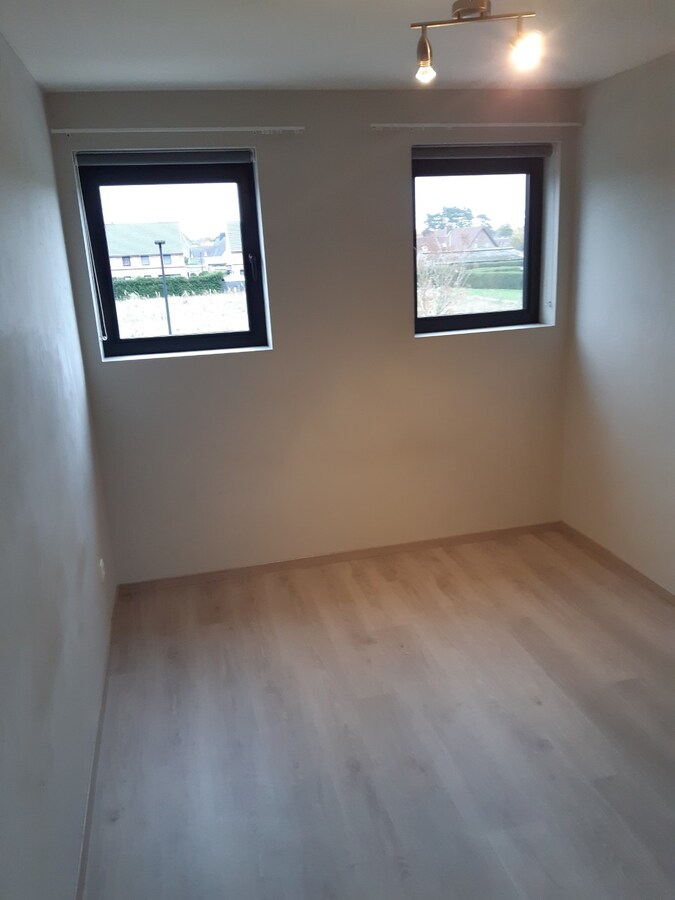 Tijdloze Half Open - rustig gelegen. 