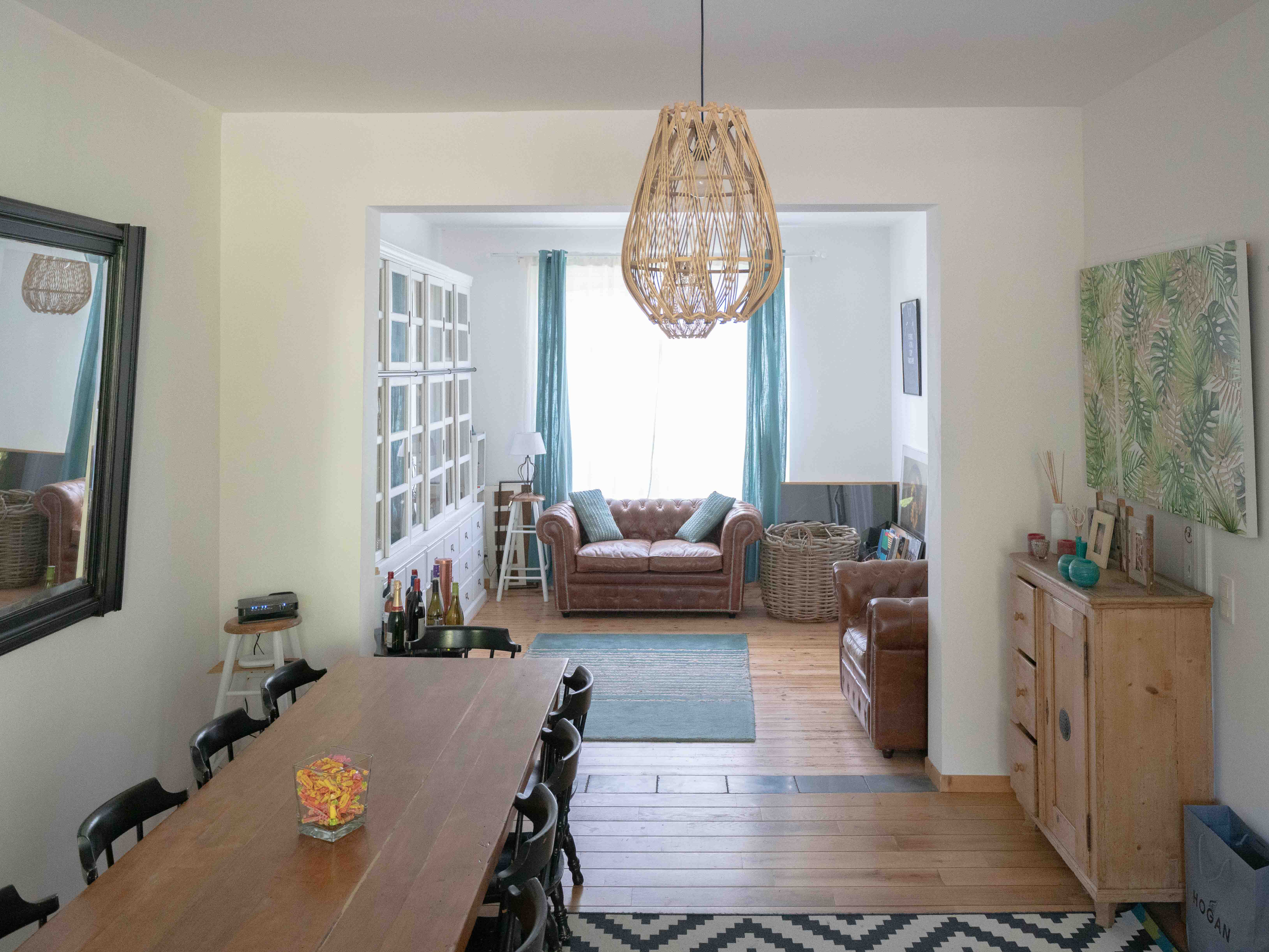 Zeer charmante eengezinswoning + projectgrond voor 2 app. 