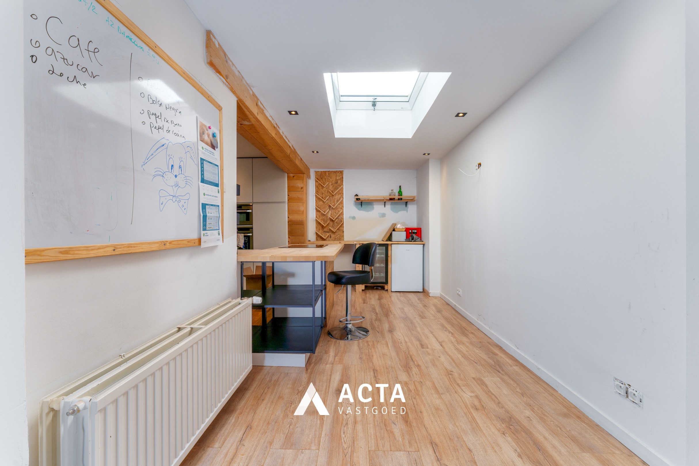 Instapklare woning met 2 slaapkamers te Stene 