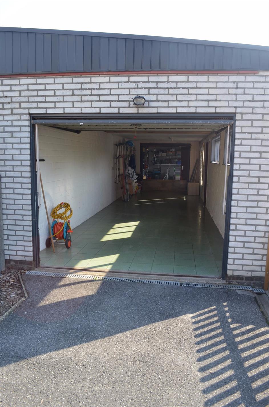 Gezinswoning 3 slpks, ruime garage, werkplaats en tuin te Maldegem 
