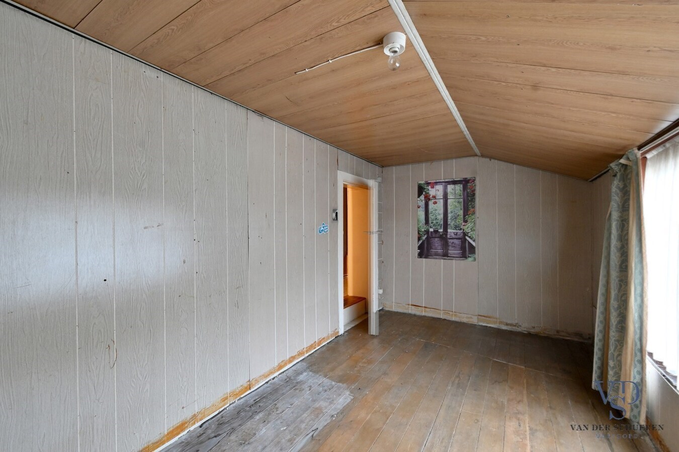 Woning met belendend perceel weiland 