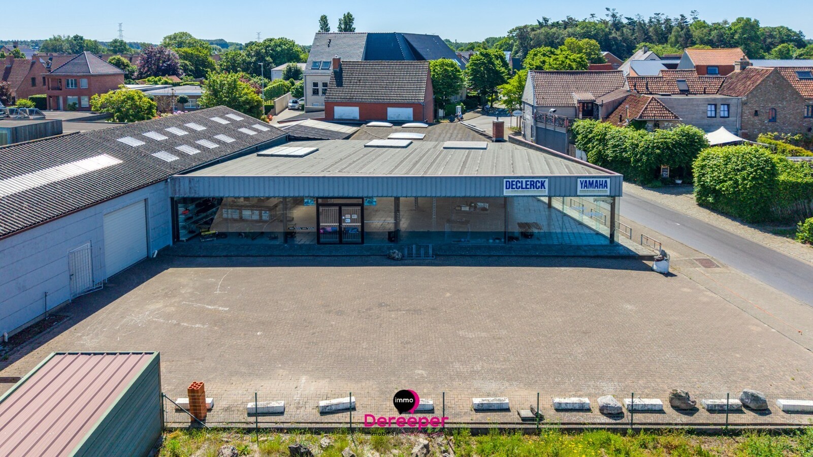 Projecteigendom met tal van ontwikkelingsmogelijkheden op perceel van 2.084 m² 