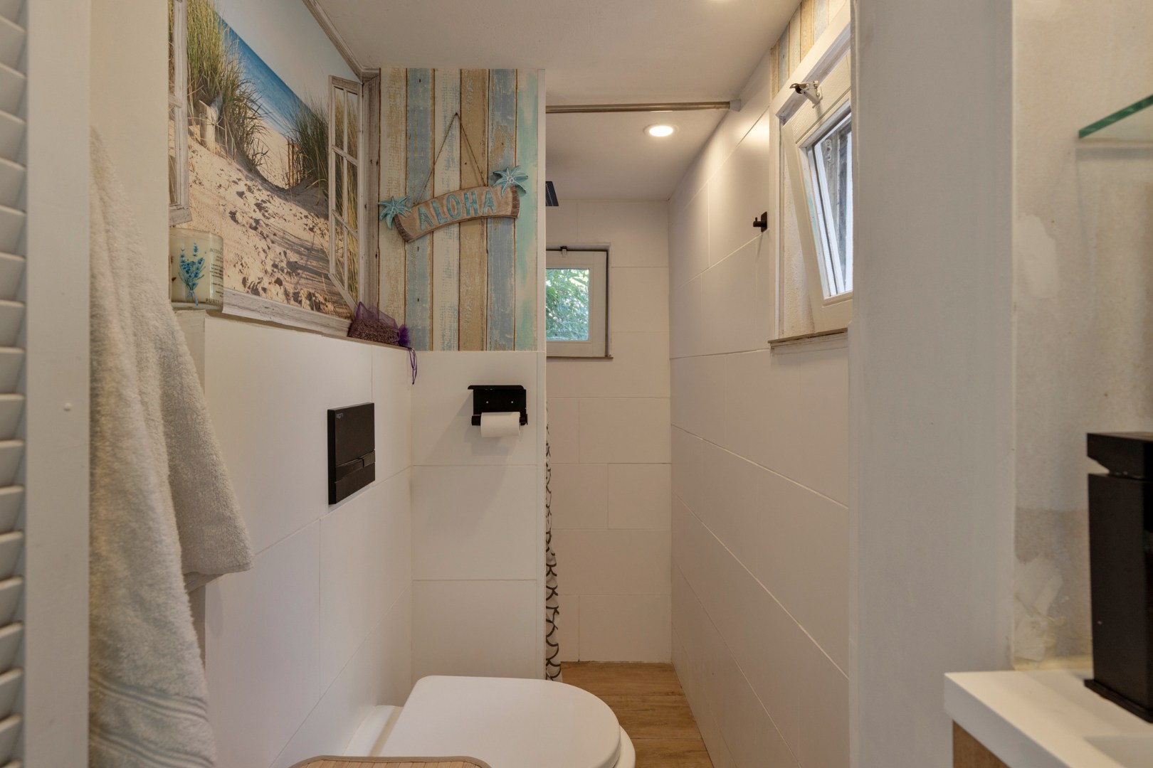 Sfeervol gerenoveerde dijkwoning met riante schuur. 