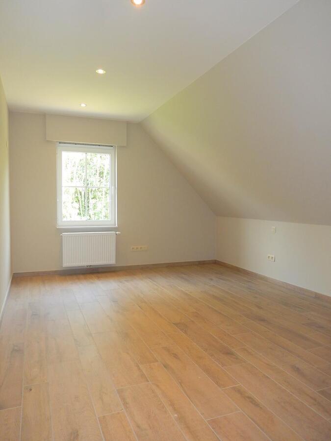 Uniek moderne nieuwbouwvilla met 4 slaapkamers 