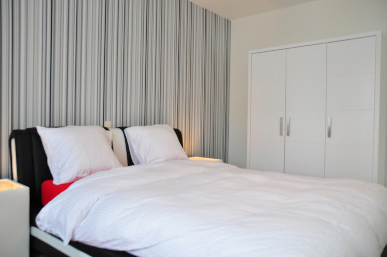 Ruim en eigentijds appartement ! Energiezuinig !!  GEEN VASTE KOSTEN. 