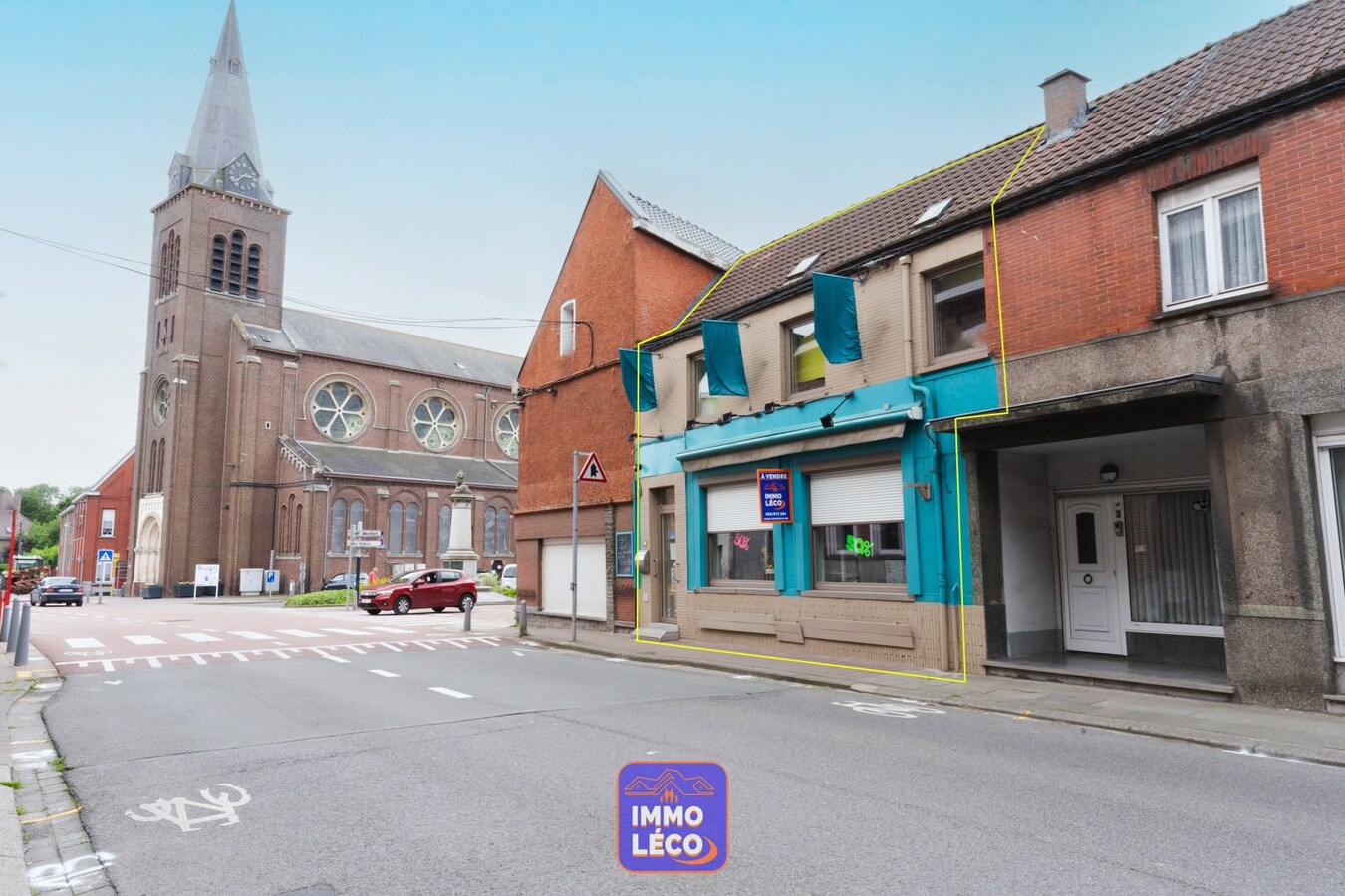 Maison de commerce idéalement située, dans un village prisé ! 