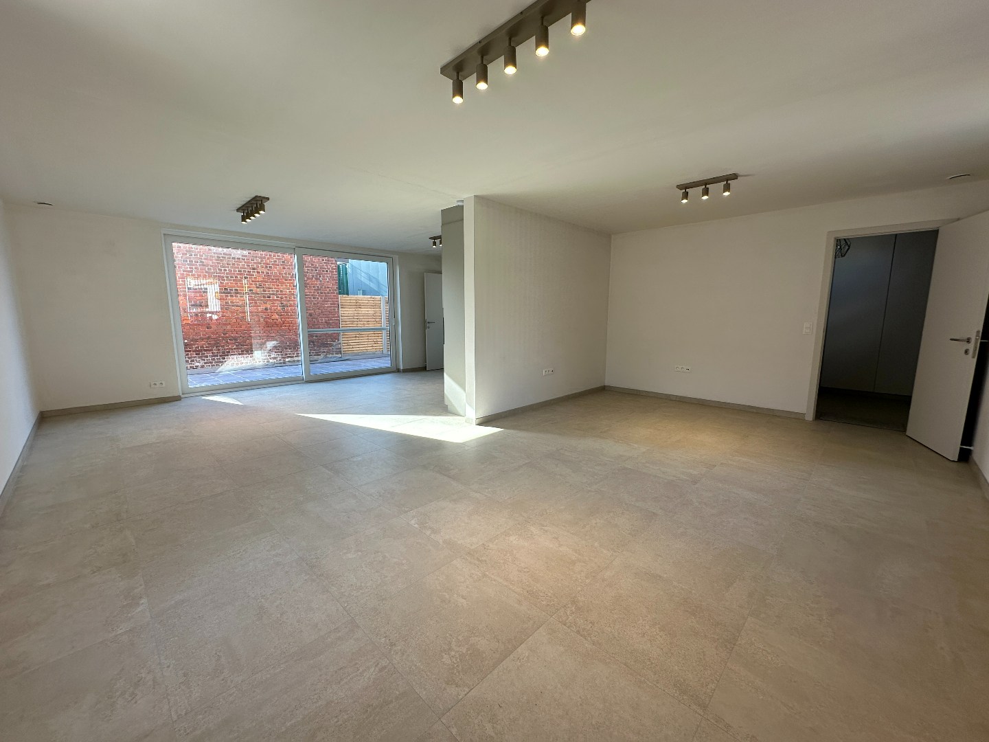 Perfect instapklare nieuwbouwwoning met 3 slpk en zonnig terras, Torhout 