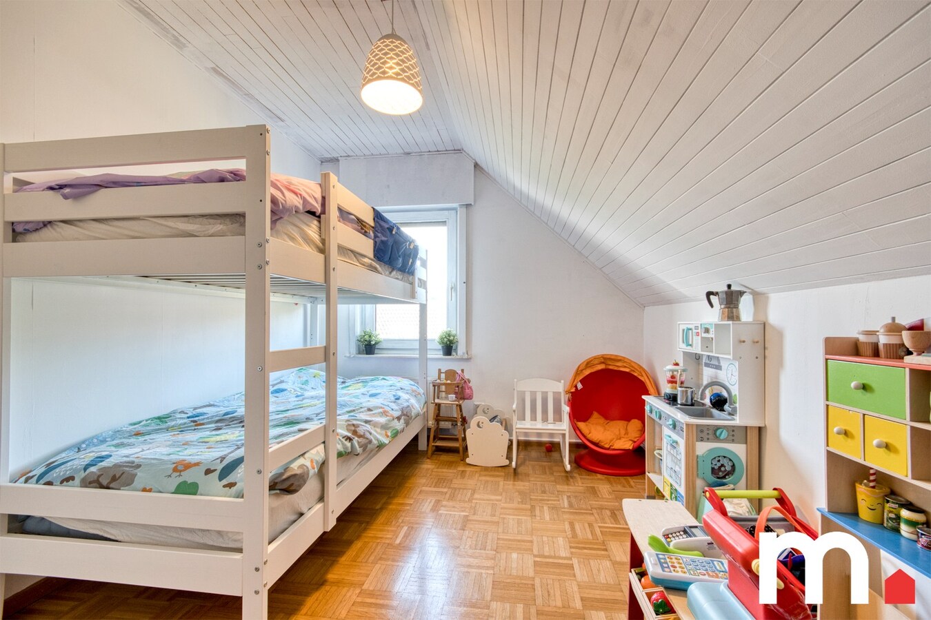 Alleenstaande instapklare villa te Kuurne op 788m² met 4 slaapkamers! 