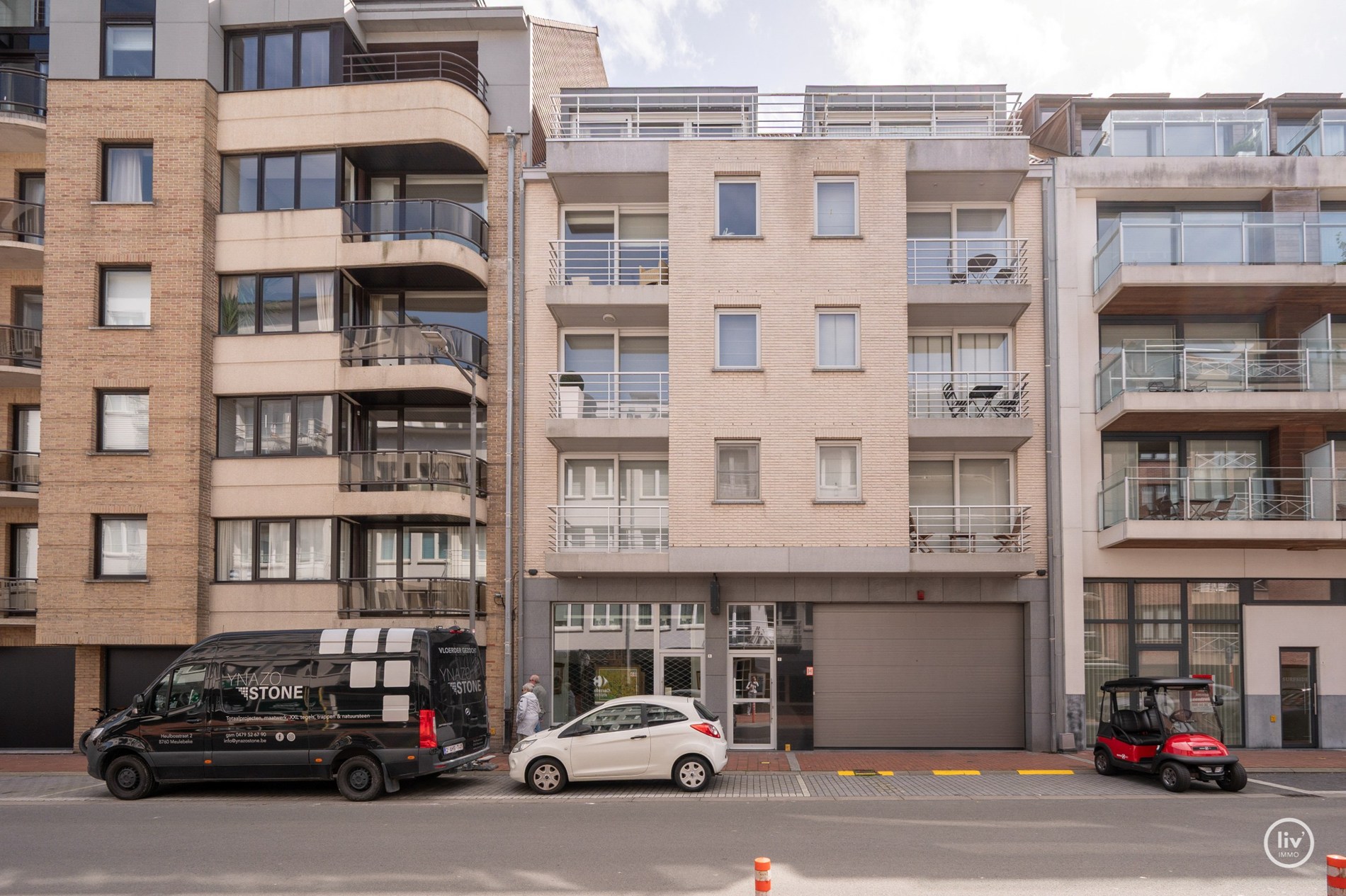 Instapklaar  2-slaapkamerappartement op een centrale ligging te Bayauxlaan in Knokke. 