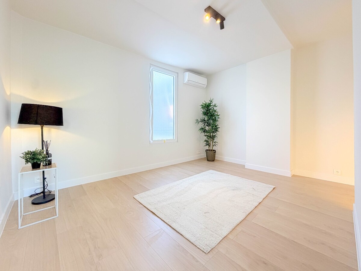 TOPPER : Bachelorwoning / TOP investering met EPC B te Kortrijk ! *** NONO INSPIRED *** 