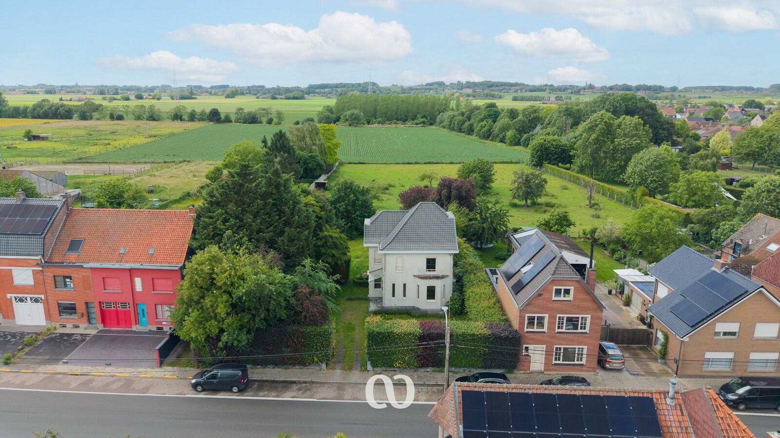 Ruime woning op meer dan 6.500 m² in Avelgem 