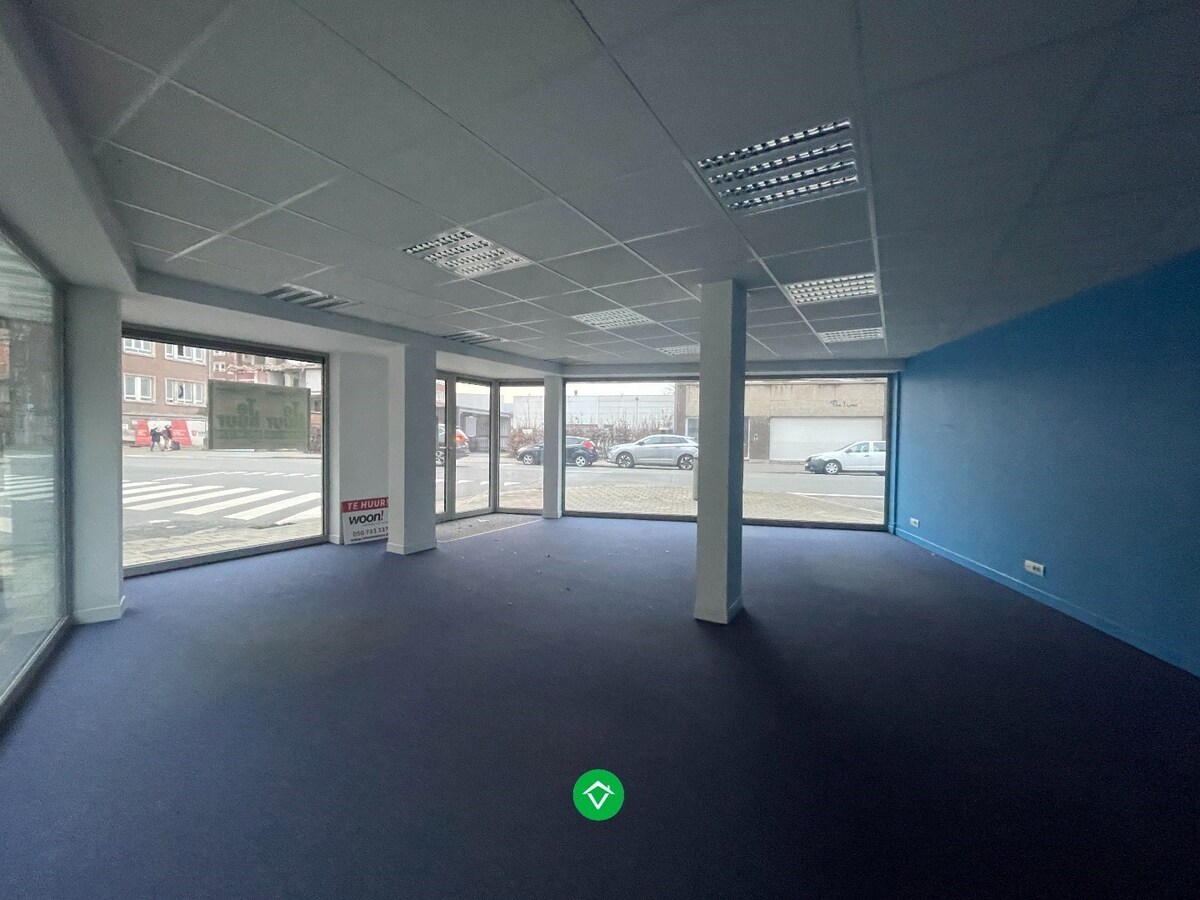 Centraal gelegen kantoorruimte/praktijkruimte / POP-UP te Roeselare 
