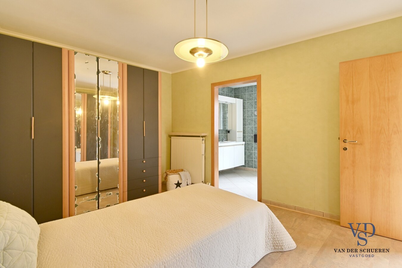 Tijdloos en ruim (> 300 m²) wonen. 