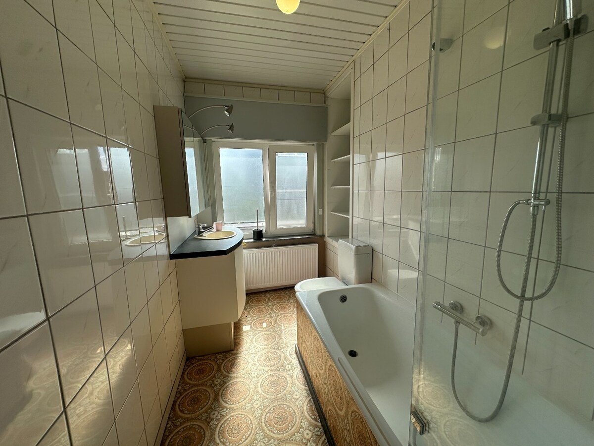 Knusse gezinswoning met 3 slaapkamers en garage 