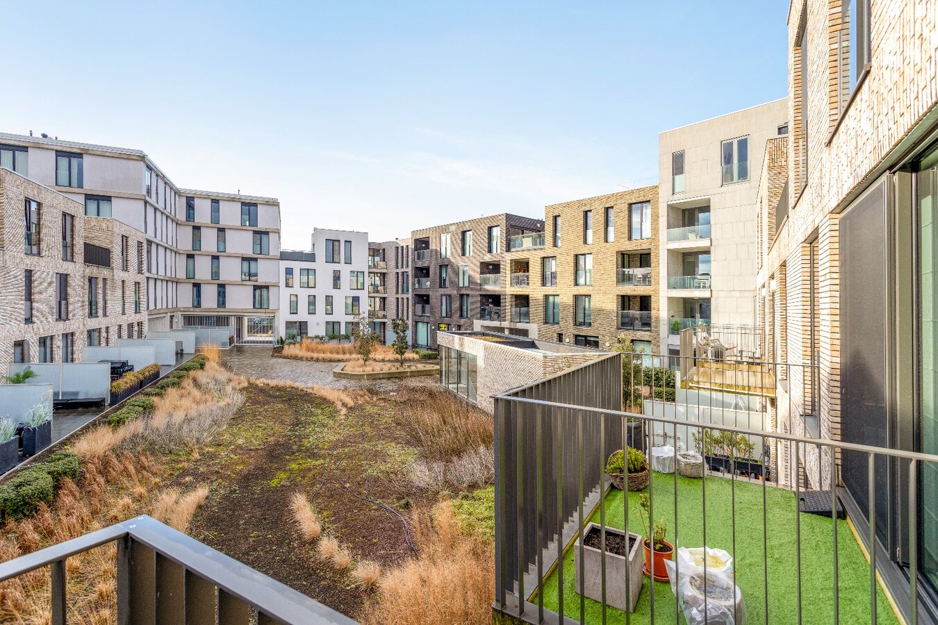 Instapklaar tweeslaapkamerappartement aan de Schelde 