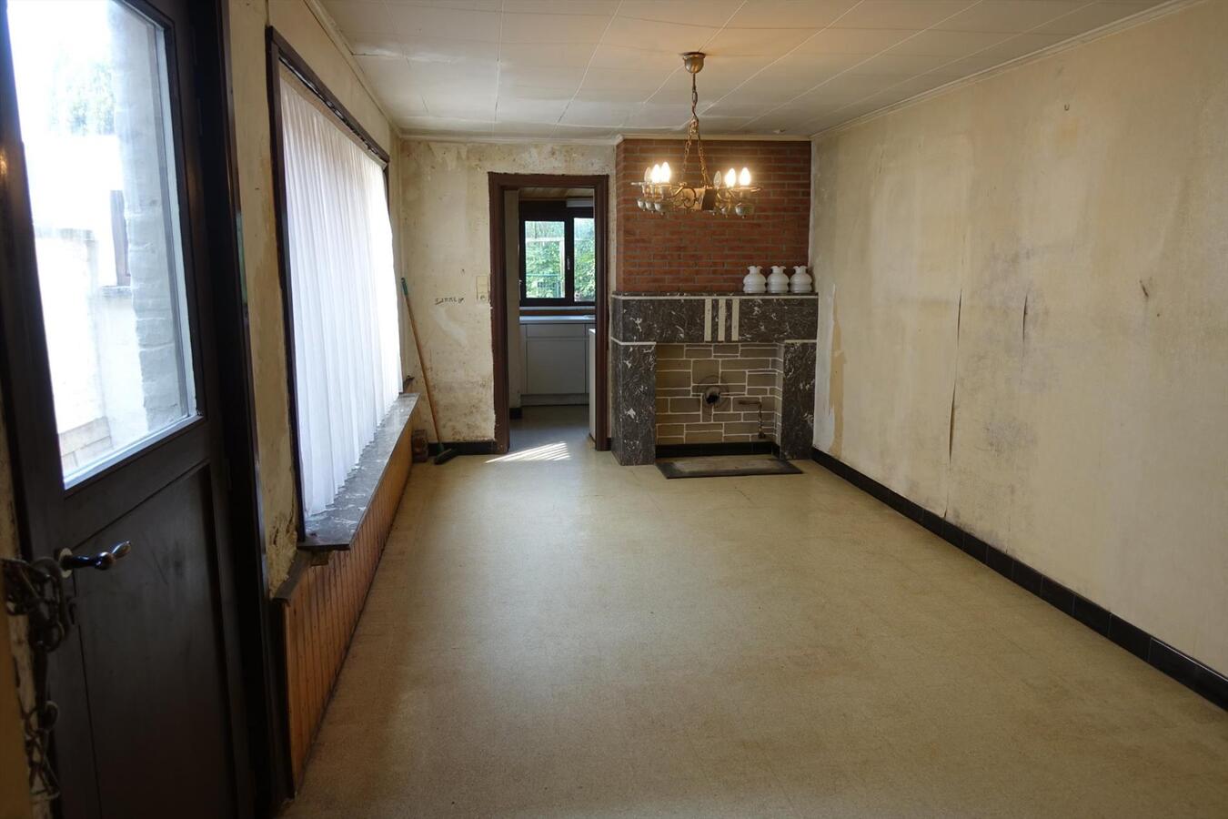 Te renoveren rijwoning op perceel van 210 m² 