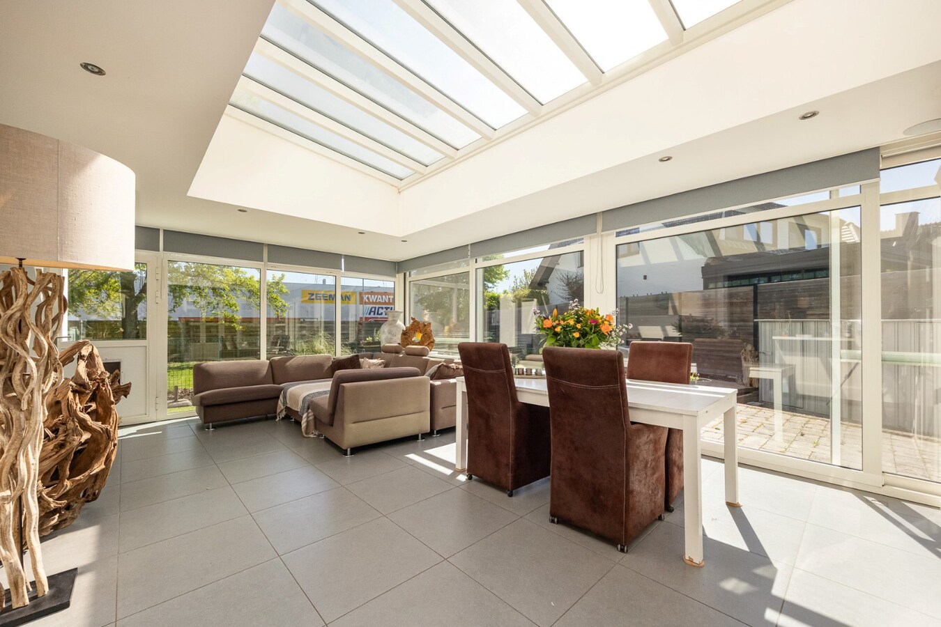 Woning met 3 slaapkamers op perceel van 1002 m² 