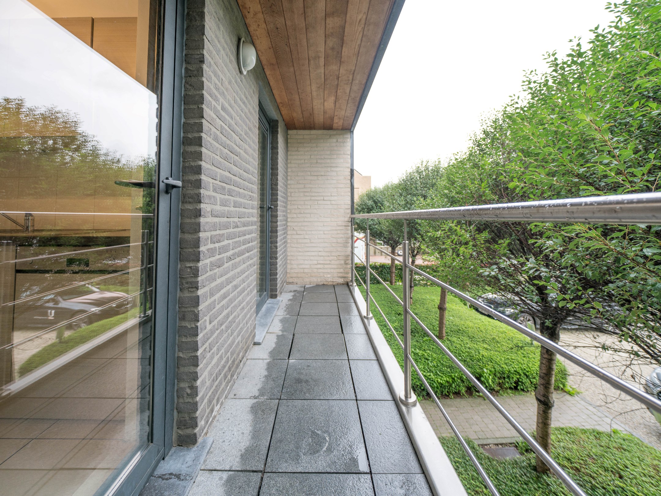 Recent 1-kamer appartement met staanplaats en kelder 