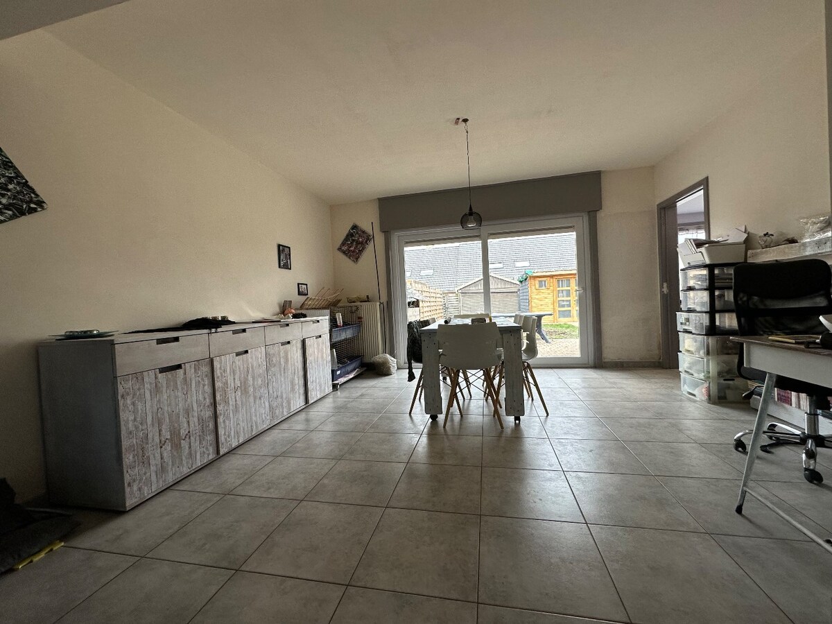 Energiezuinige woning met 3 slaapkamers en garage te Houthulst 