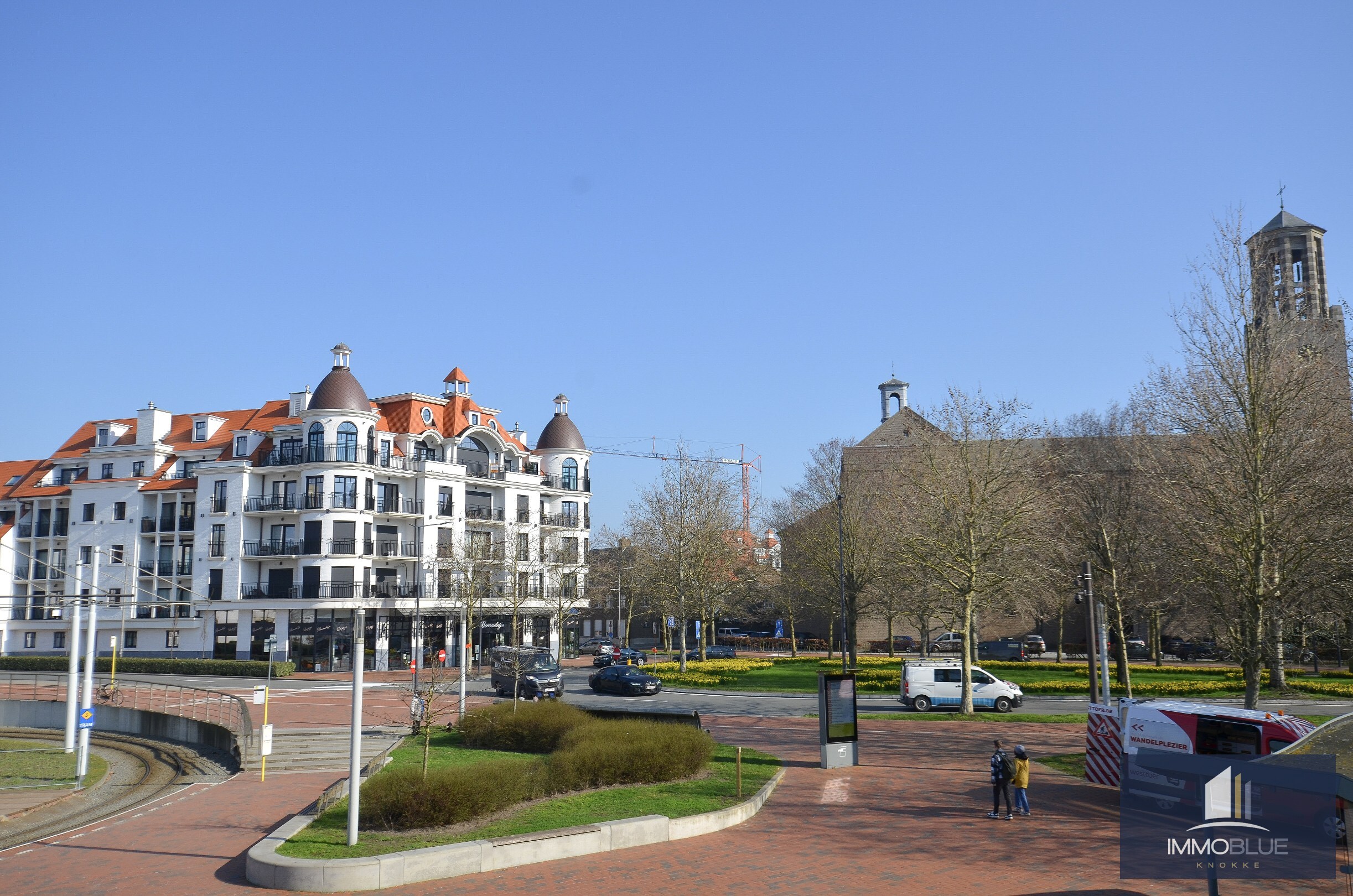 Nieuwbouw: Licht en modern nieuwbouwappartement met terras nabij Duinenwater. 