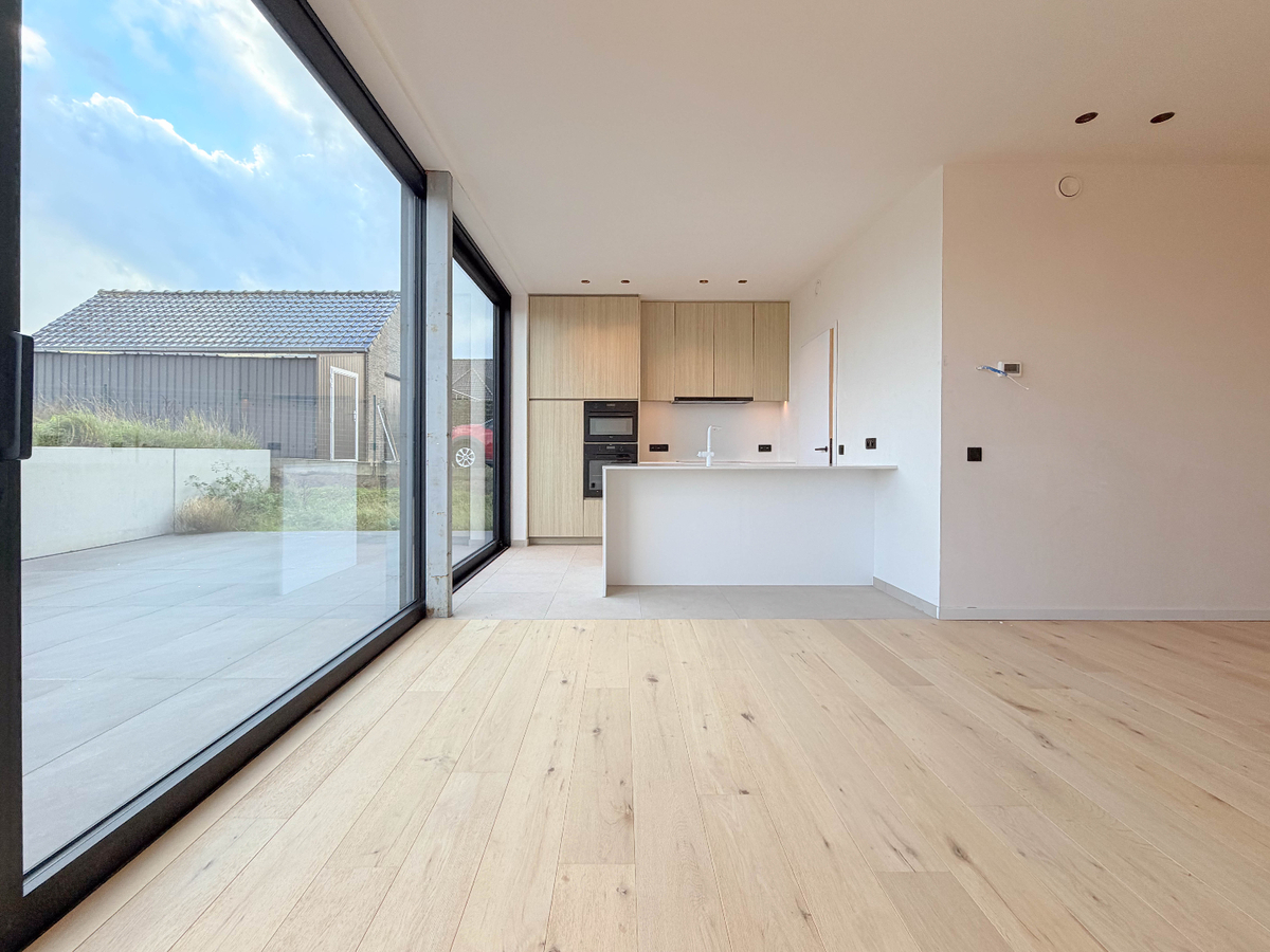 Prachtige halfopen nieuwbouw te Kortemark ! 