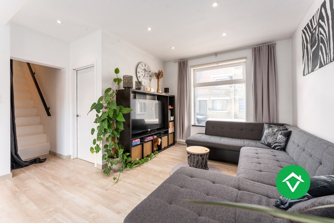 Instapklare, energiezuinige woning met privatieve tuin en garage te Pervijze 