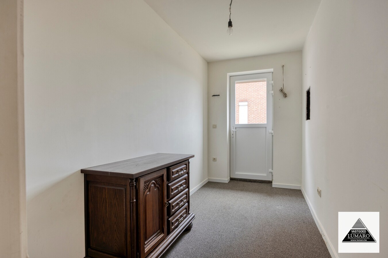 In een rustige omgeving gelegen vrijstaande woning op 1.340 m² 