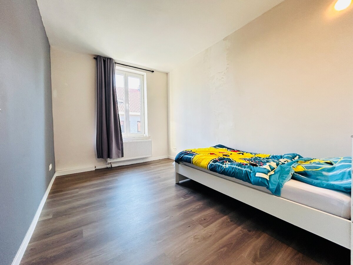 Centraal gelegen ruime woning in Wevelgem te koop ! 