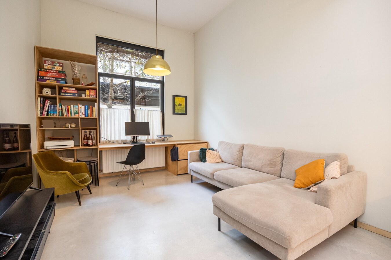 Gerenoveerde herenwoning met stadskoer in de Haringrodewijk! 