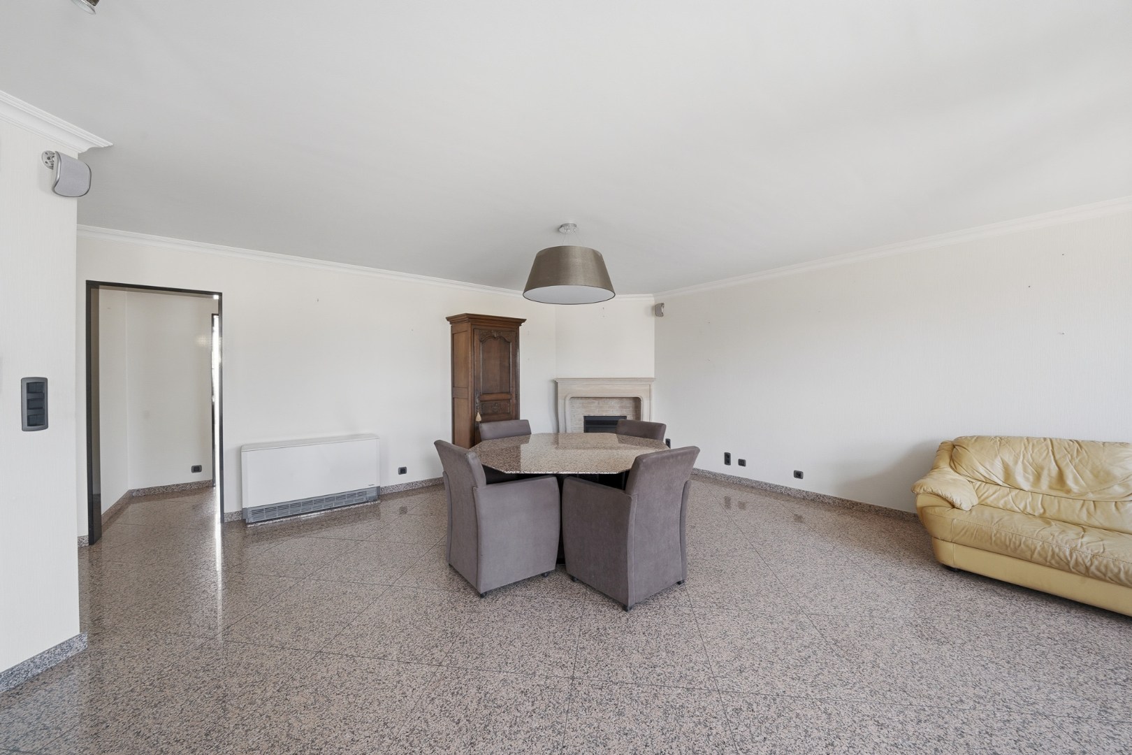 Instapklaar appartement met 2 slaapkamers en terras van 63 m² 
