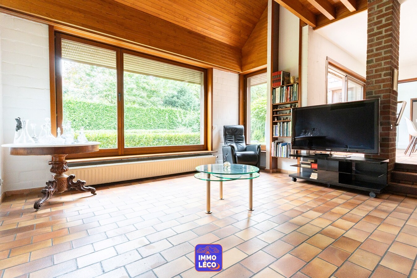 Maison d'architecte avec profession libérale, double garage, jardin, CENTRE-VILLE ! 