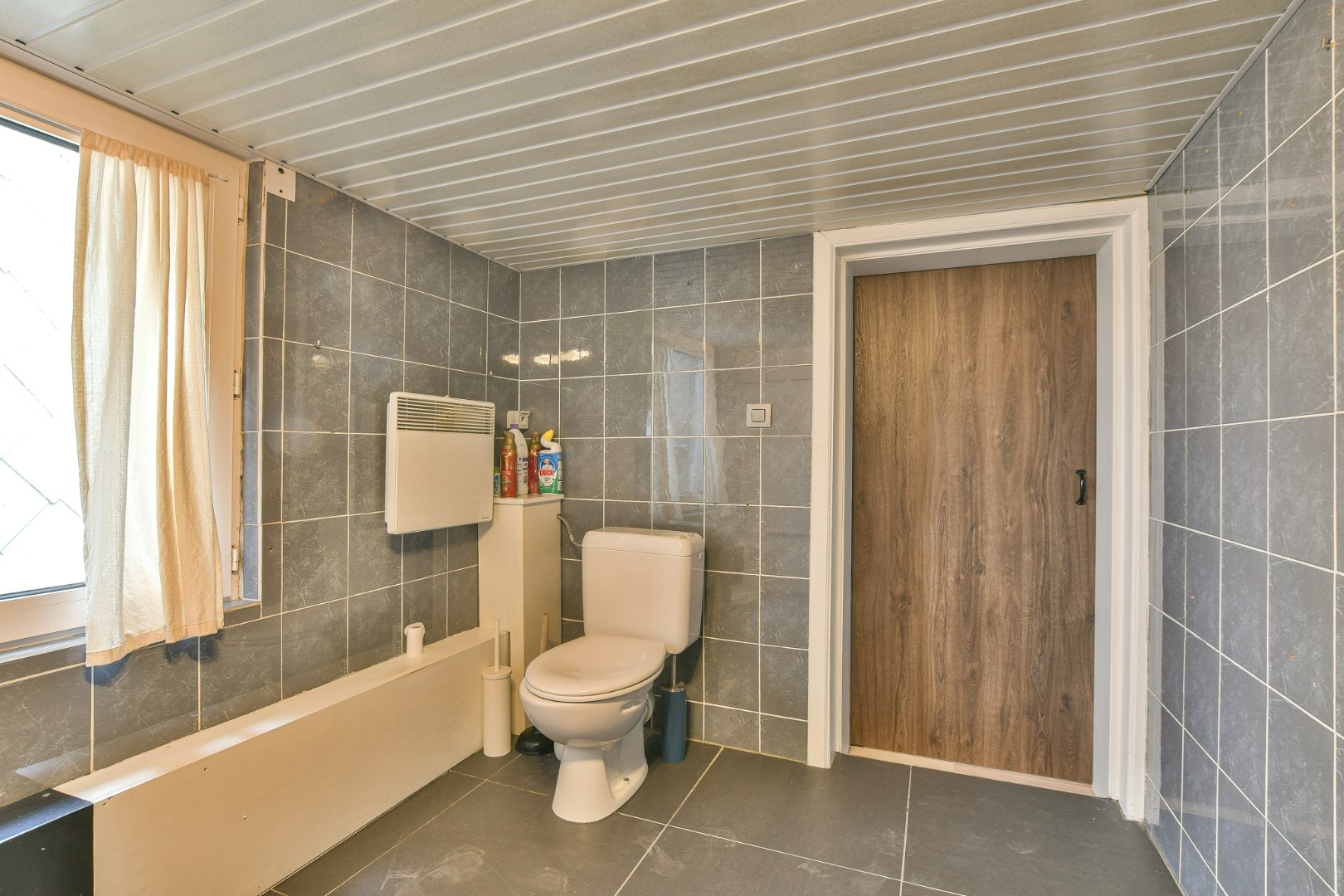 Charmante en verrassend ruime woning met terras in het centrum van Blankenberge! 