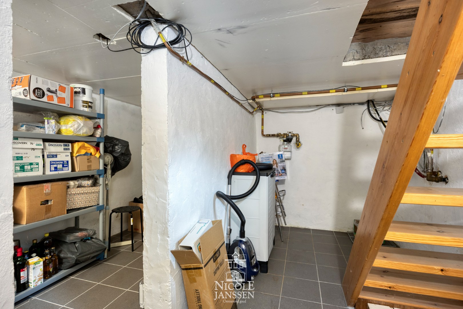 Praktische bergruimte in kelder