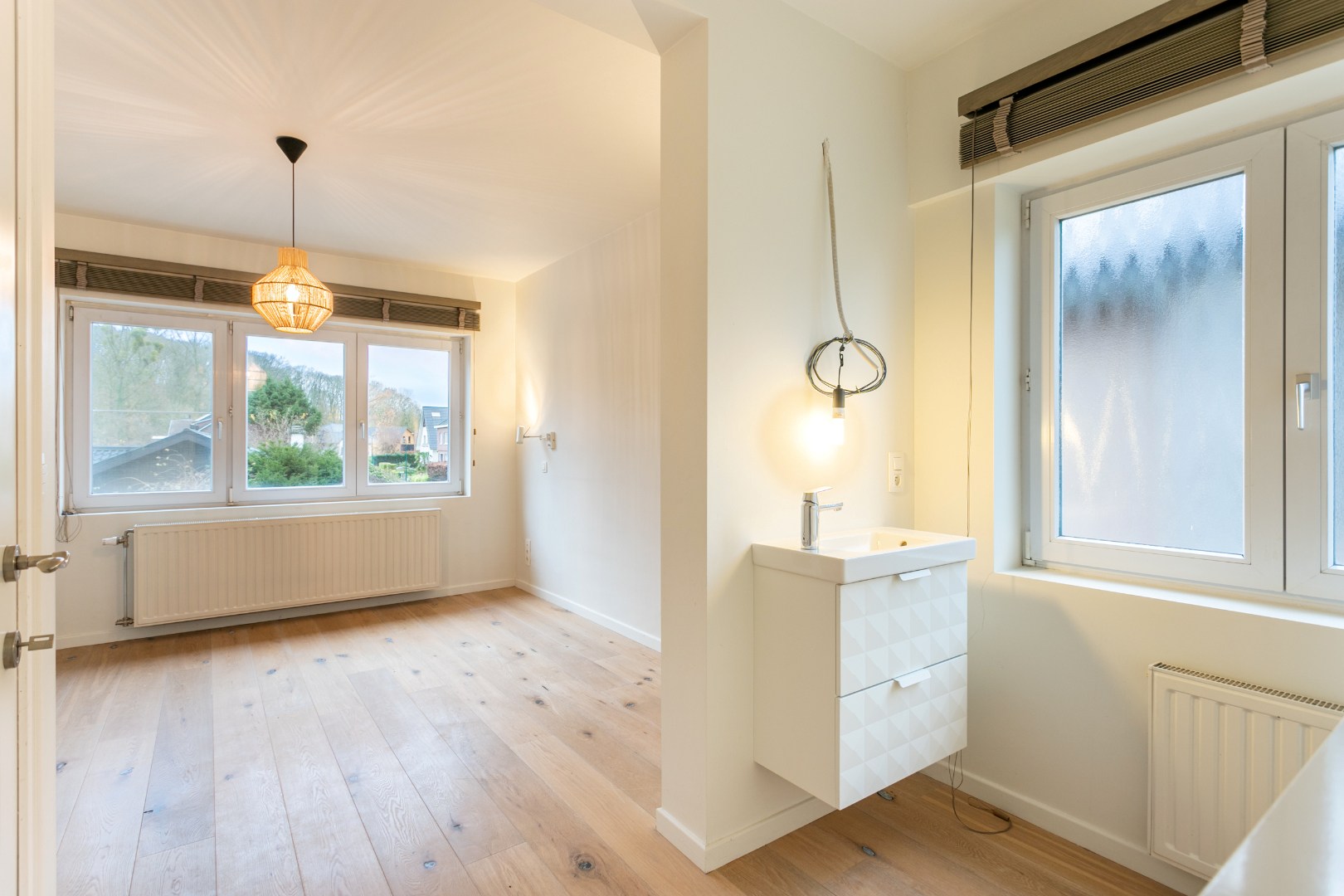 Instapklare woning met 4 slpk op perceel van 5a 45ca 